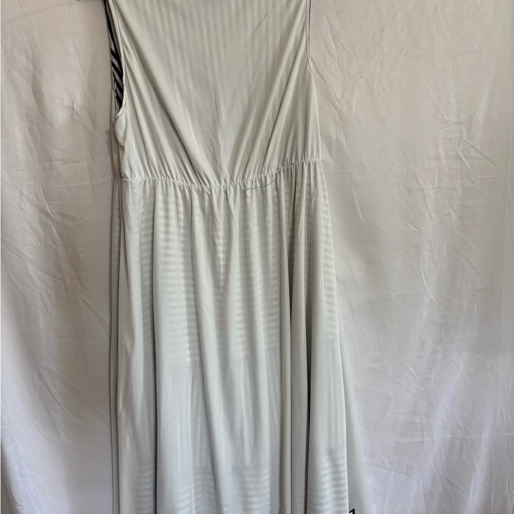 TORRID - Picture 5 of 9